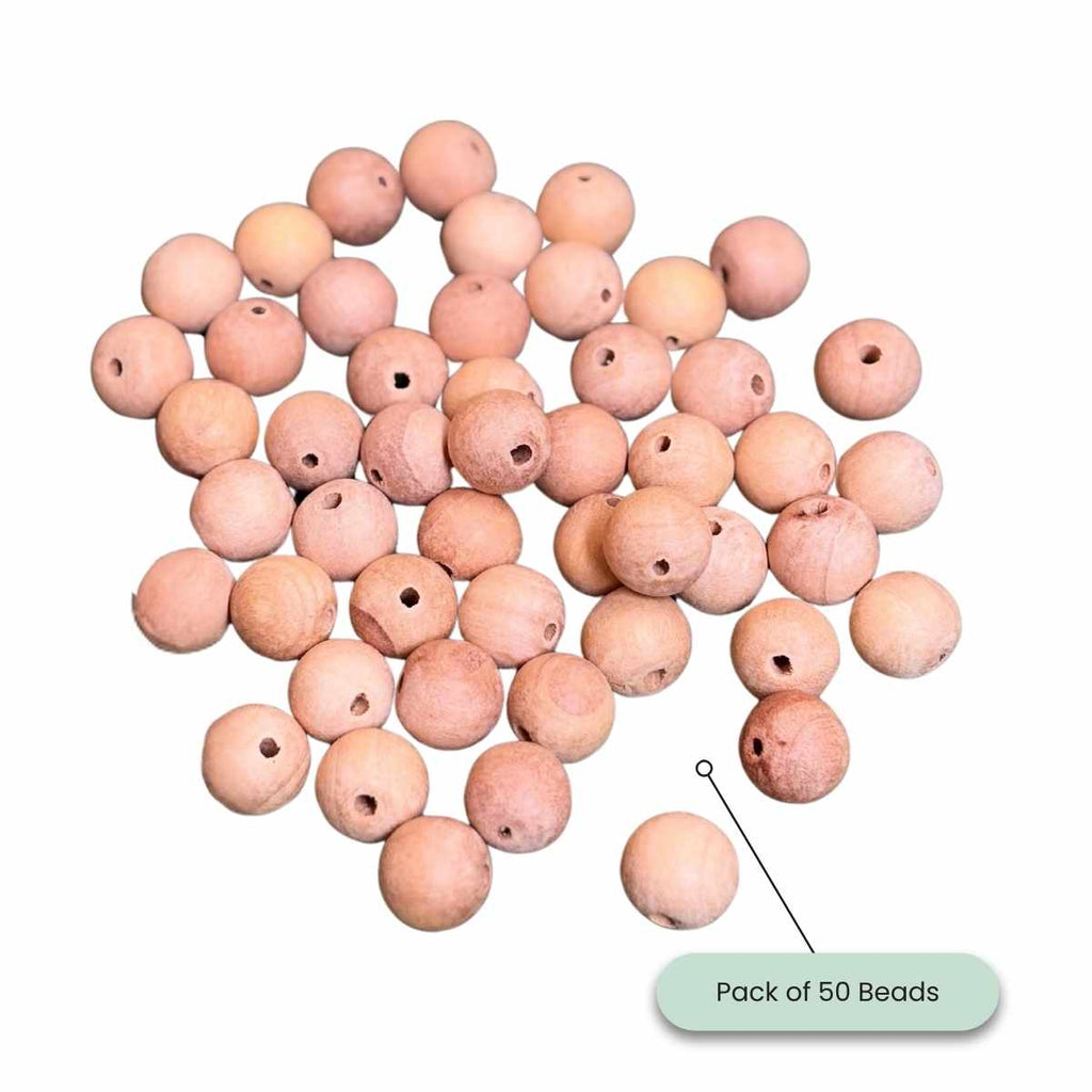 Pack of 50 wooden beads for toddlers fine motor development